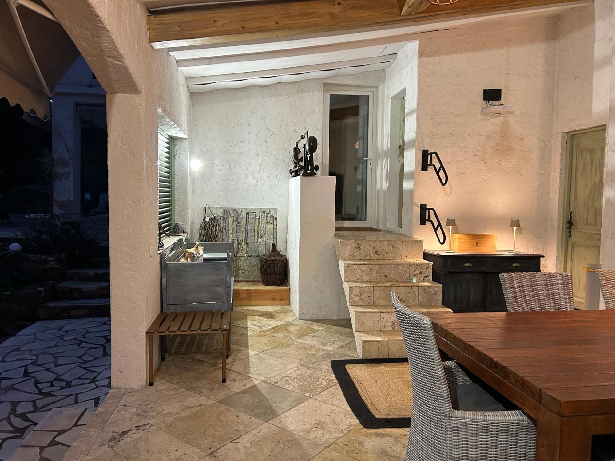 La Villa Le Cannet-des-Maures Exterior photo